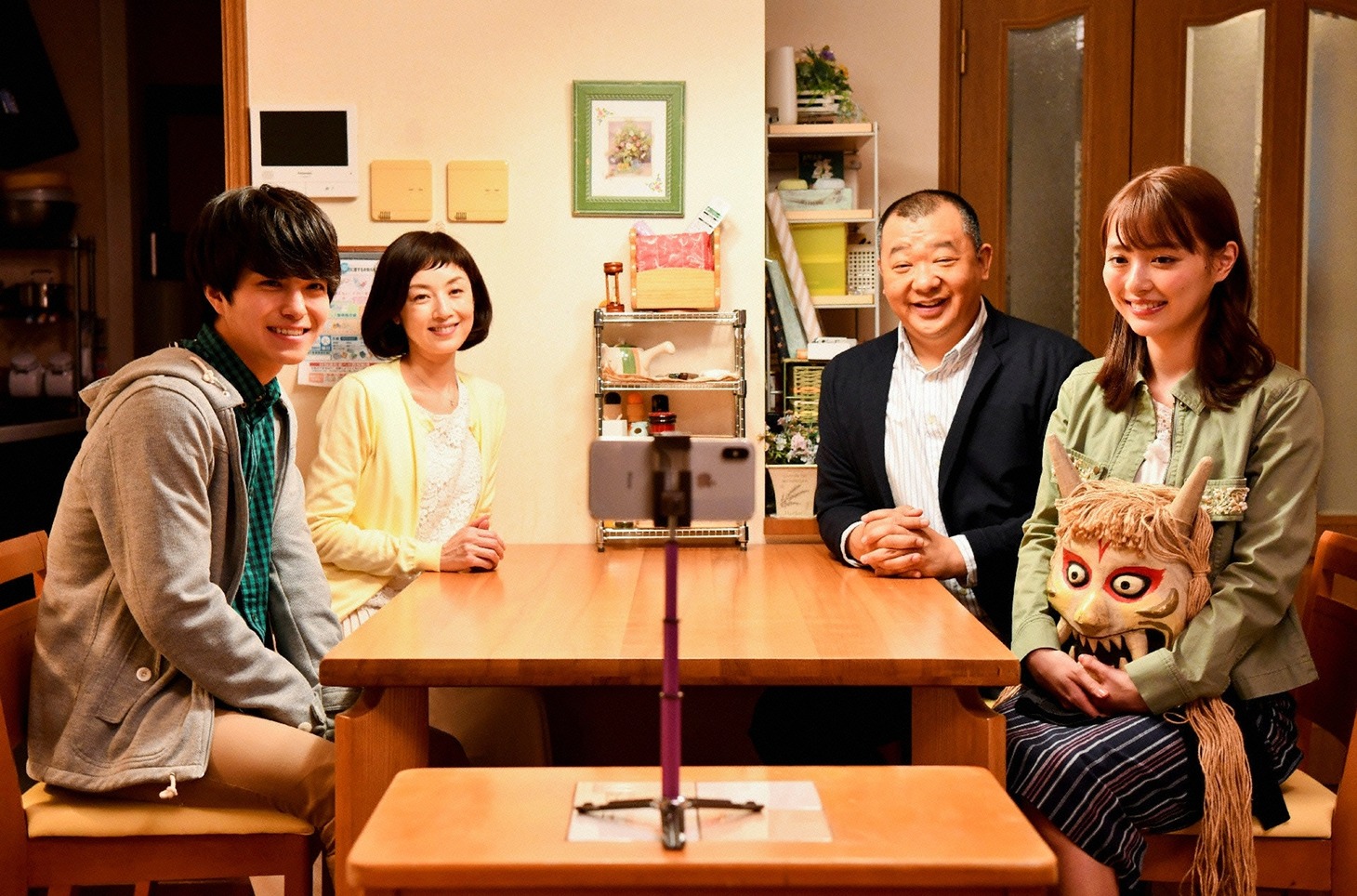 「向かいのバズる家族」最終回より。(c)読売テレビ