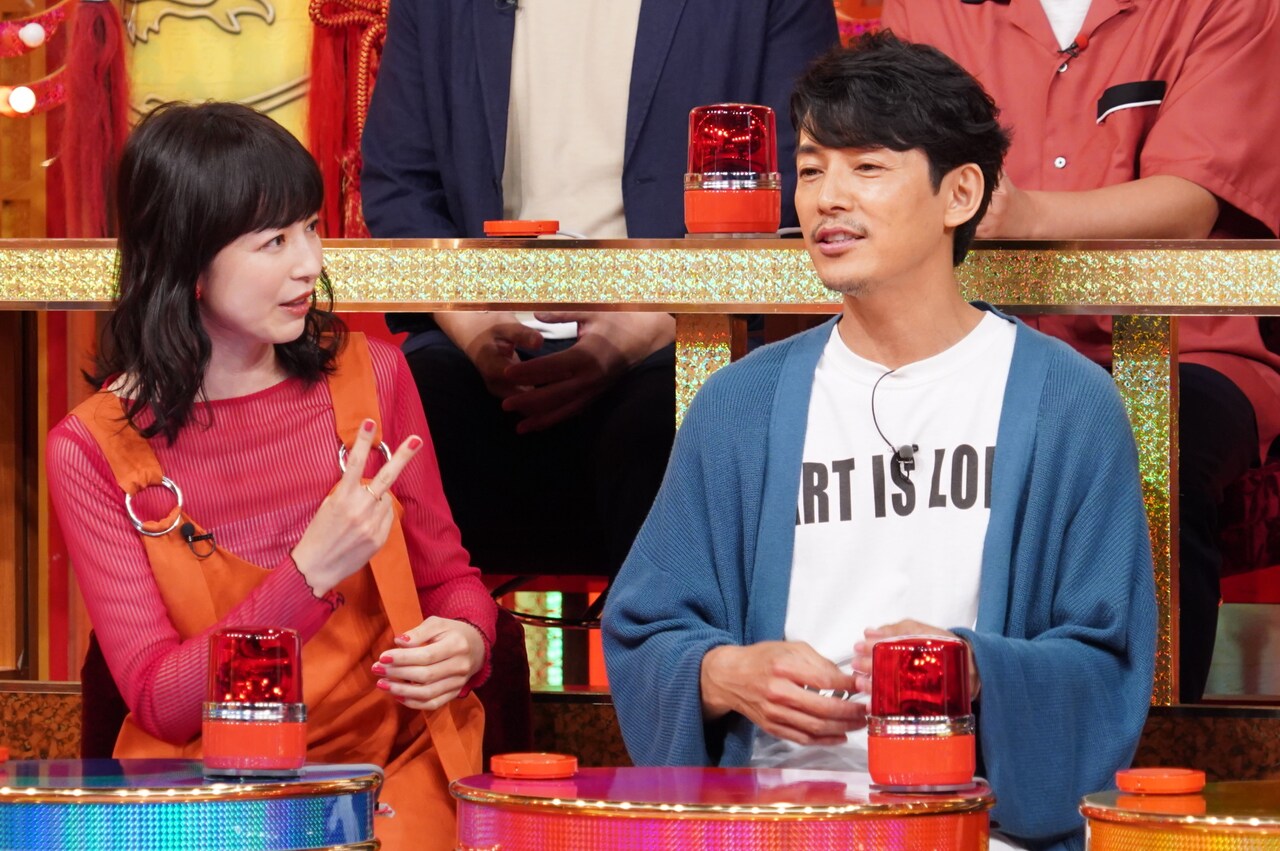 左から平井理央、藤木直人。(c)日本テレビ