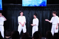 「塩会～新衣装お披露目会～」の様子。