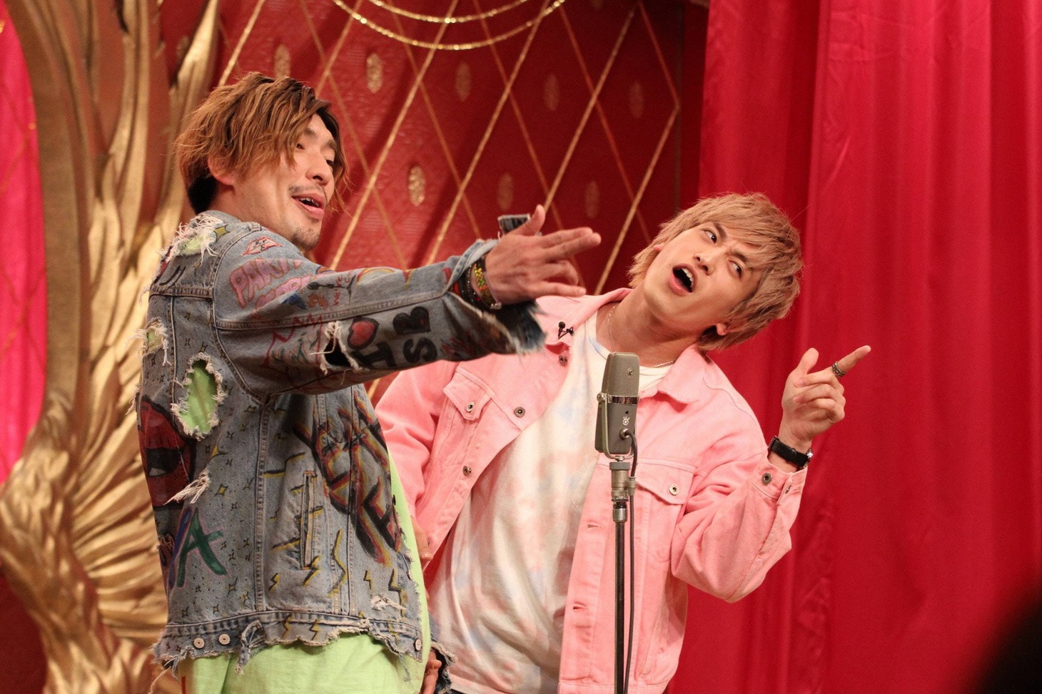 「ネタパレ」に出演するEXIT。(c)フジテレビ