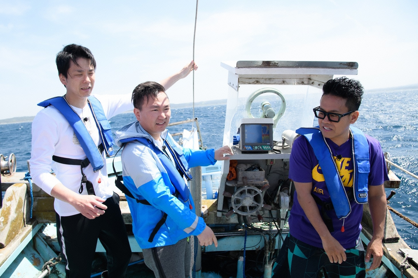 左からかまいたち、宮川大輔。(c)日本テレビ