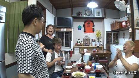 「福岡人志、松本×黒瀬 アドリブドライブ」のワンシーン。