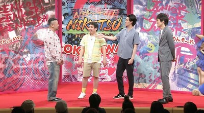 左からケンドーコバヤシ、霜降り明星、千原ジュニア。(c)読売テレビ