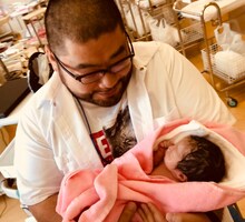 第2子となる女の子が誕生した髭男爵山田ルイ53世。