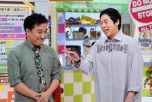 左から月亭八光、今田耕司。(c)読売テレビ