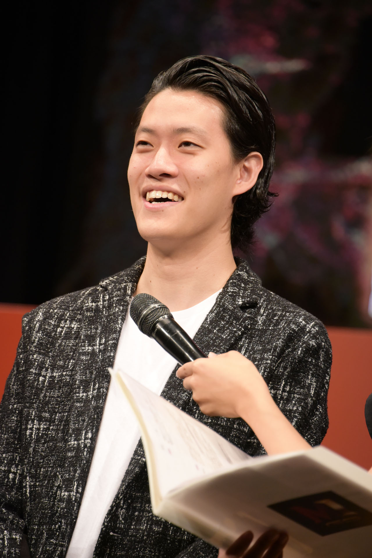 霜降り明星・粗品
