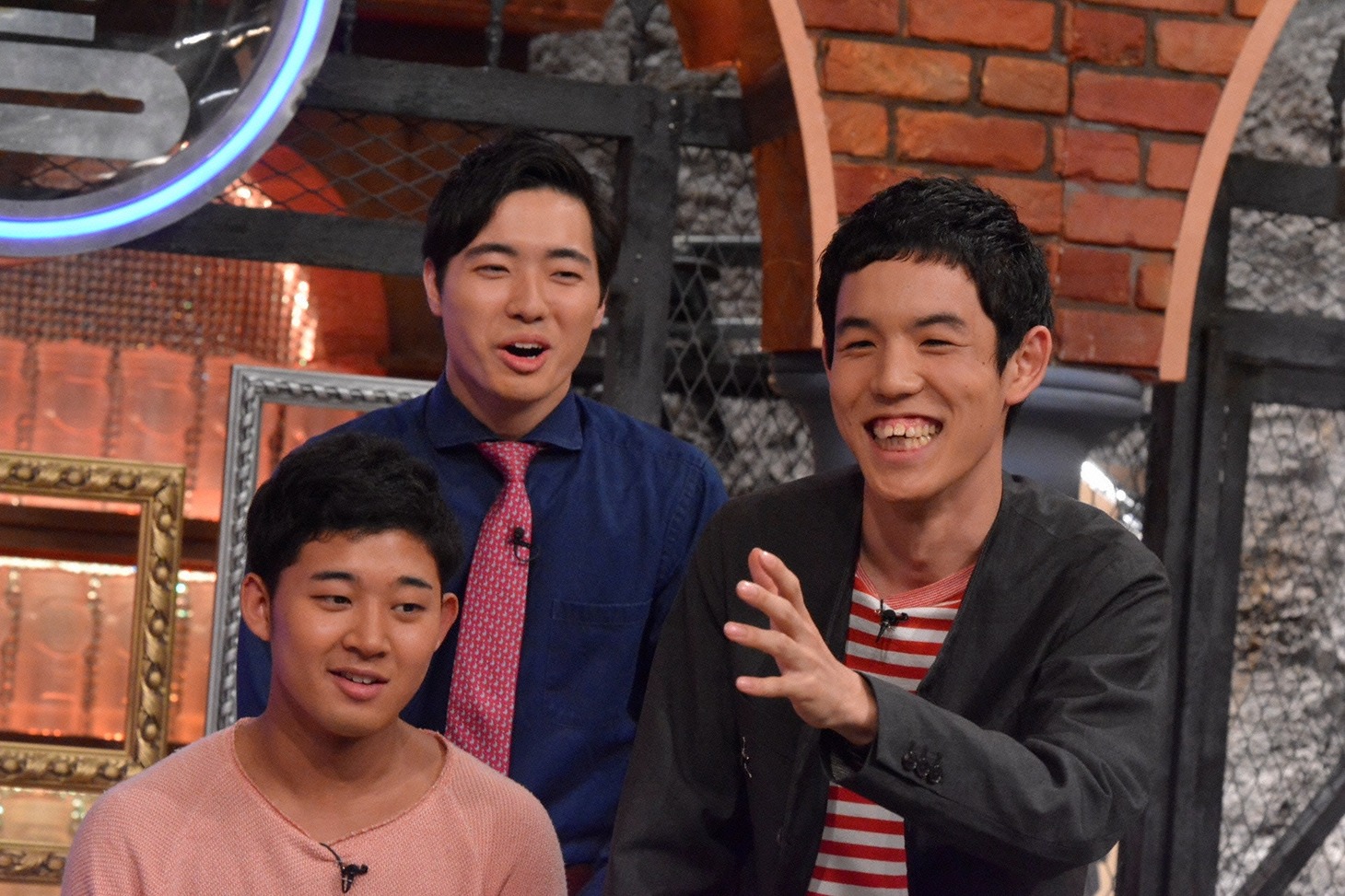 四千頭身 (c)読売テレビ