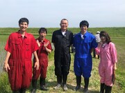 左からソラシド、千原せいじ、品川庄司・庄司、阿部美里アナウンサー。(c)KHB東日本放送