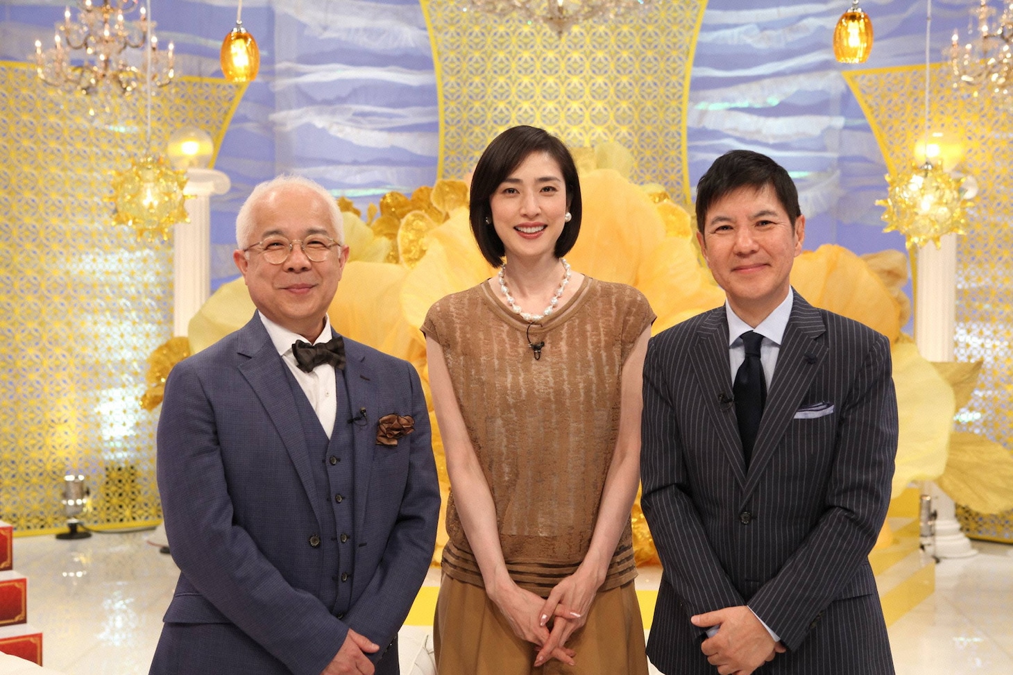 「コサキン・天海の超発掘！ものまねバラエティー マネもの」に出演する（左から）小堺一機、天海祐希、関根勤。(c)フジテレビ