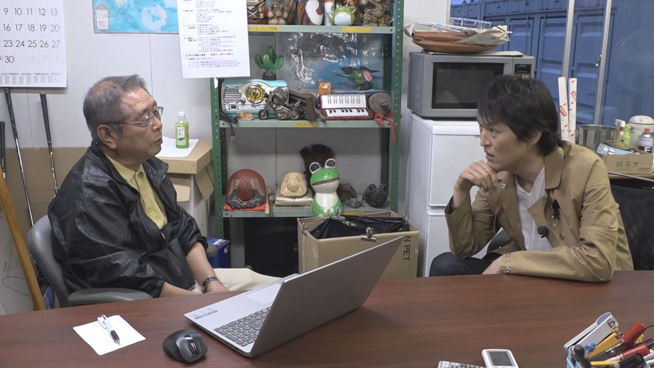 「千原ジュニアと九州で人気番組を創る番組」のワンシーン。
