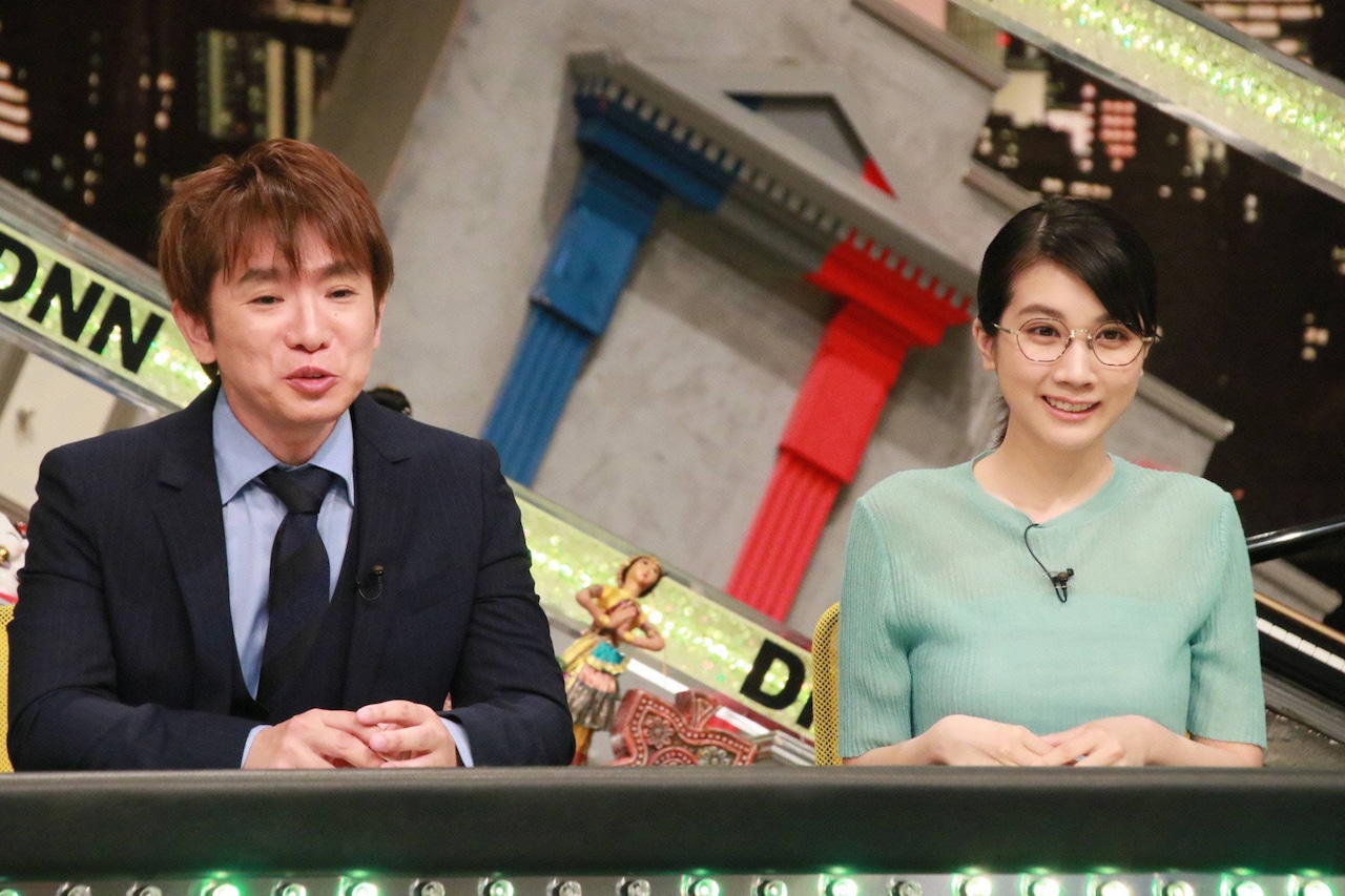 「全力！脱力タイムズ」に出演する、（左から）よゐこ濱口、松本穂香。(c)フジテレビ