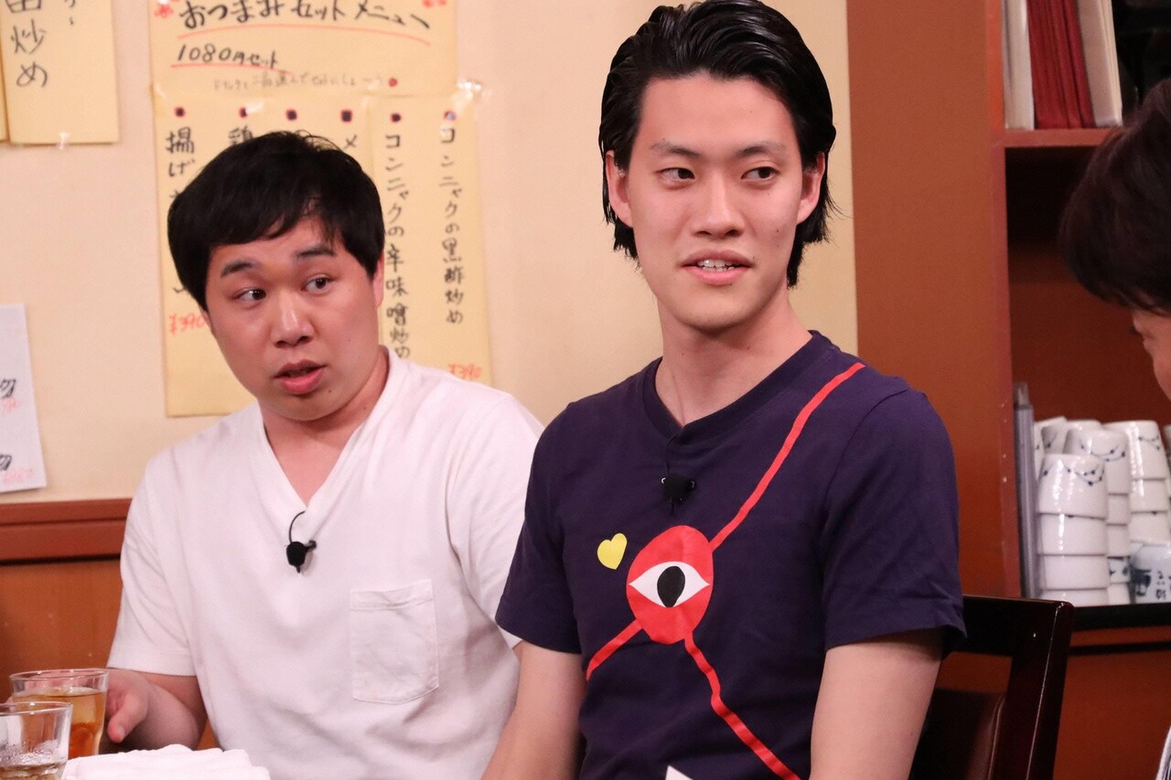 「ダウンタウンなう」に出演する霜降り明星。(c)フジテレビ