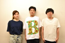 動画では金子（中央）が芸者、平岡（右）が忍者、ゆんぼだんぷが相撲取りに扮したが、金子いわく“一番ヘヴィメタっぽい”というヒコロヒー（左）は素のまま。