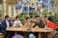 スタジオトークのワンシーン。(c)東海テレビ