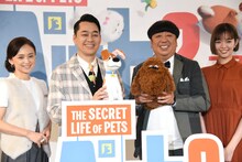 左から永作博美、バナナマン、佐藤栞里。