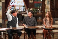 （左から）カンニング竹山、おぎやはぎ小木、池田美優。(c)フジテレビ