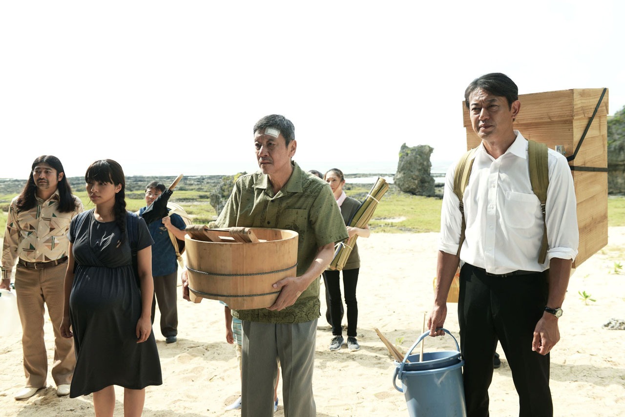 映画「洗骨」より。