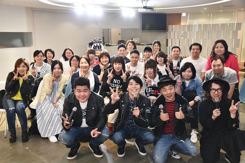 ゴリパラが出演した「dヒッツ presents プレミアムアーティストトーク」の様子。