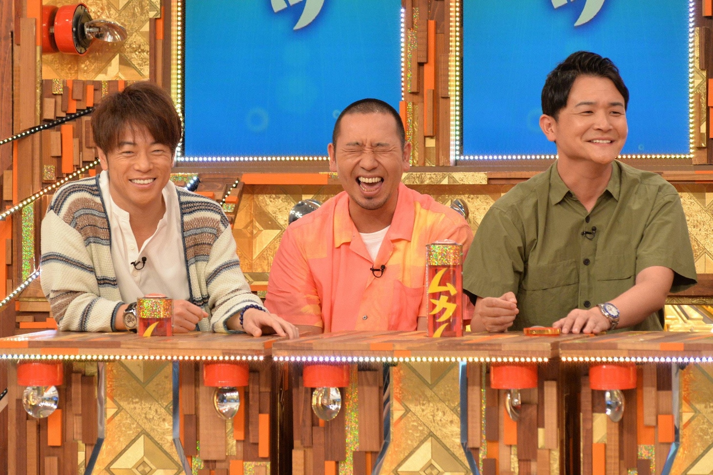 「痛快TV スカッとジャパン」に出演する（左から）陣内智則、千鳥。(c)フジテレビ