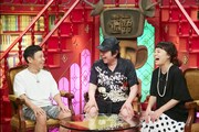 (左から)ナインティナイン岡村、古田新太、なるみ。(c)ABC