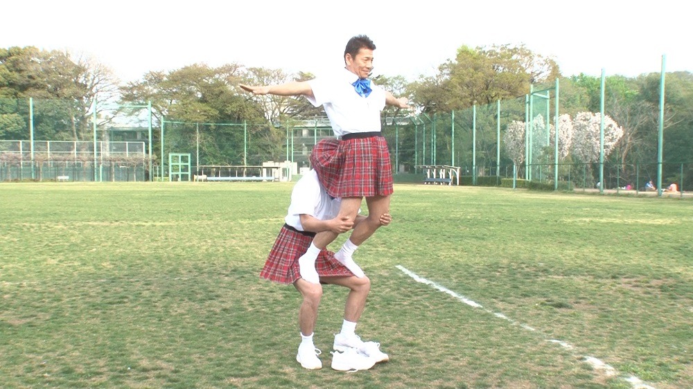 「ミニスカート陸上」のワンシーン。(c)テレビ朝日