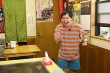 「冒険発掘バラエティ 霜降り明星のあてみなげ」ロケ中の様子。(c)静岡朝日テレビ