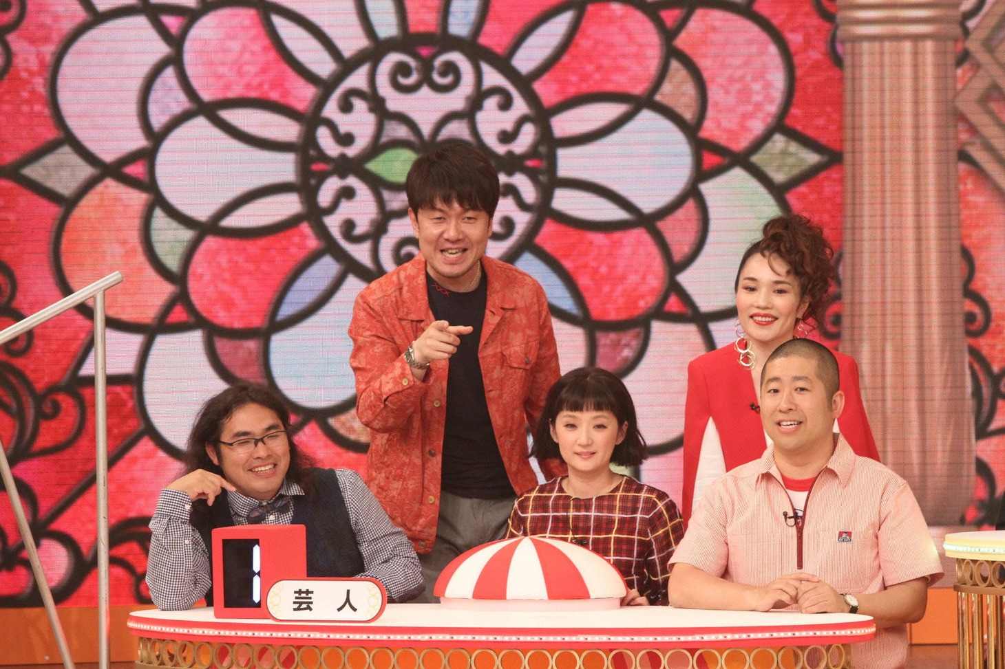 芸人チーム (c)フジテレビ