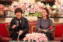 （左から）内村光良、滝沢カレン。(c)フジテレビ