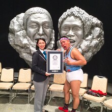 チェリー吉武（右）