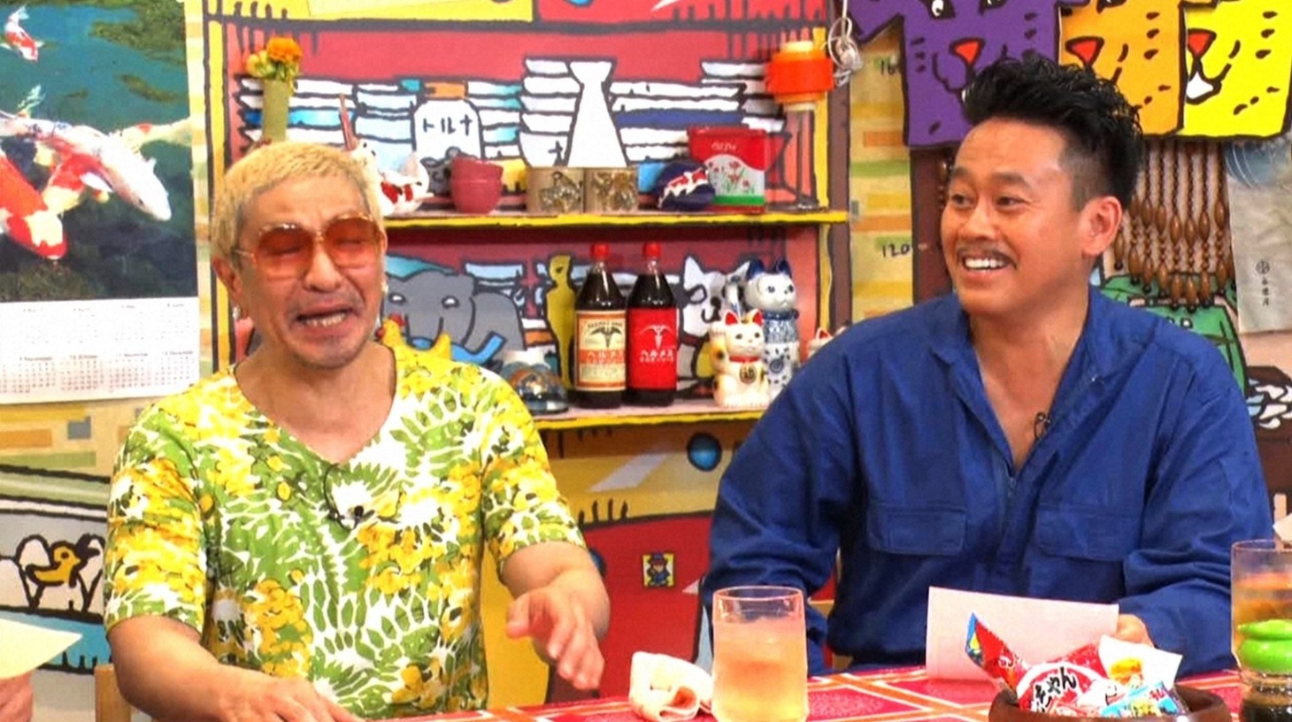 「松本家の休日」に出演する（左から）松本人志、宮川大輔。(c)ABC