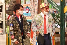 「さんまのお笑い向上委員会」で、EXITにチャラ男化計画を進められるU字工事。(c)フジテレビ