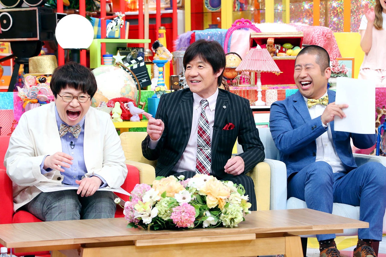 左からハリセンボン春菜、内村光良、ハライチ澤部。(c)テレビ東京