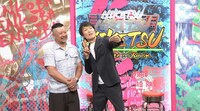 左からケンドーコバヤシ、千原ジュニア。(c)読売テレビ