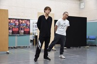 舞台「THE BANK ROBBERY!～ダイヤモンド強奪大作戦～」の公開稽古の様子。