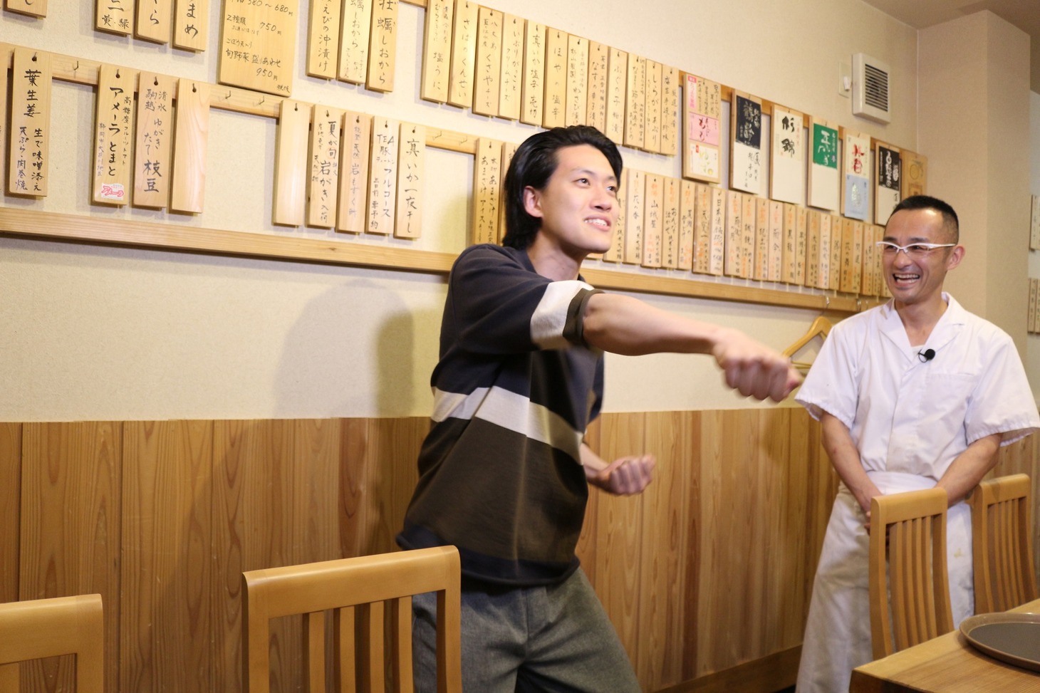 「冒険発掘バラエティ 霜降り明星のあてみなげ」ロケの様子。