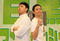 アンジャッシュ渡部（右）