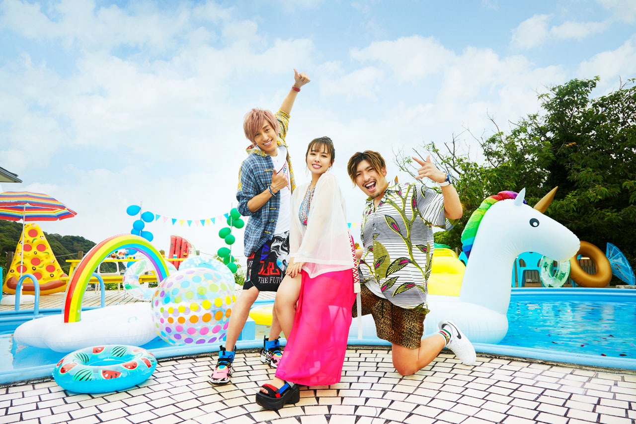 EXIT featuring NANA