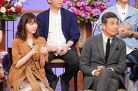 左から西野七瀬、舘ひろし。(c)日本テレビ