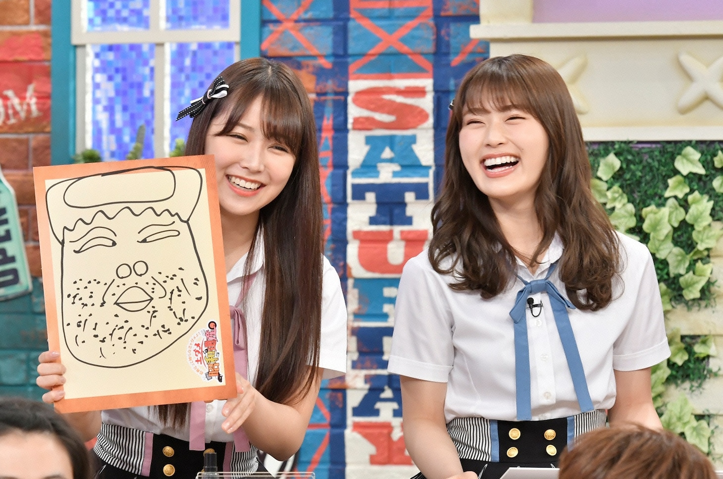 左から白間美瑠、渋谷凪咲。(c)読売テレビ