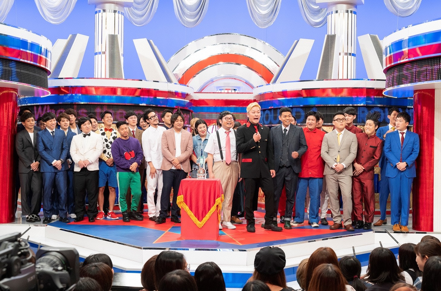 「漫才Lovers NEXT ～ytv漫才新人賞選考会 ROUND1～」より。(c)読売テレビ