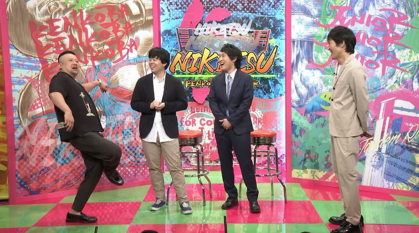 左からケンドーコバヤシ、宮下草薙、千原ジュニア。(c)読売テレビ