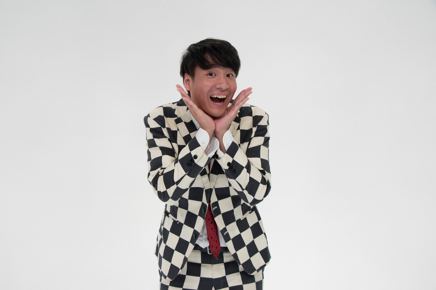 田津原理音