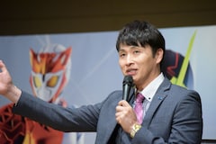 Ai企業社長が変身 仮面ライダー 新作にアンジャッシュ児嶋参加 副社長役 お笑いナタリー
