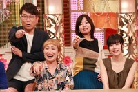 「ホンマでっか!?TV」に出演する（前列左から）丸山桂里奈、有村藍里、（後列左から）FUJIWARA藤本、大久保佳代子。(c)フジテレビ