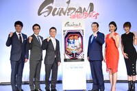 「フィーバー機動戦士ガンダム 逆襲のシャア」プレス発表会の様子。