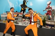 「ウルトラマンフェスティバル2019」でジオラマをプロデュースした爆笑問題。