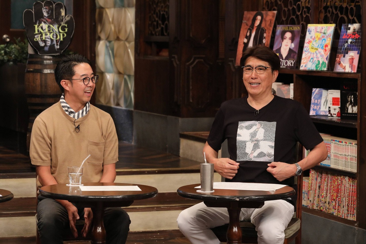 （左から）おぎやはぎ矢作、石橋貴明。(c)フジテレビ