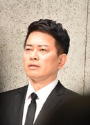 謝罪会見を開いた雨上がり決死隊・宮迫。