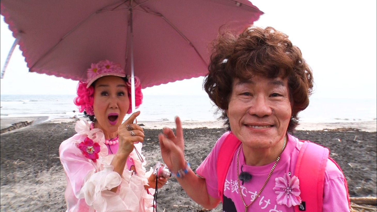 林家パー子（左）と林家ペー（左）。(c)ABC