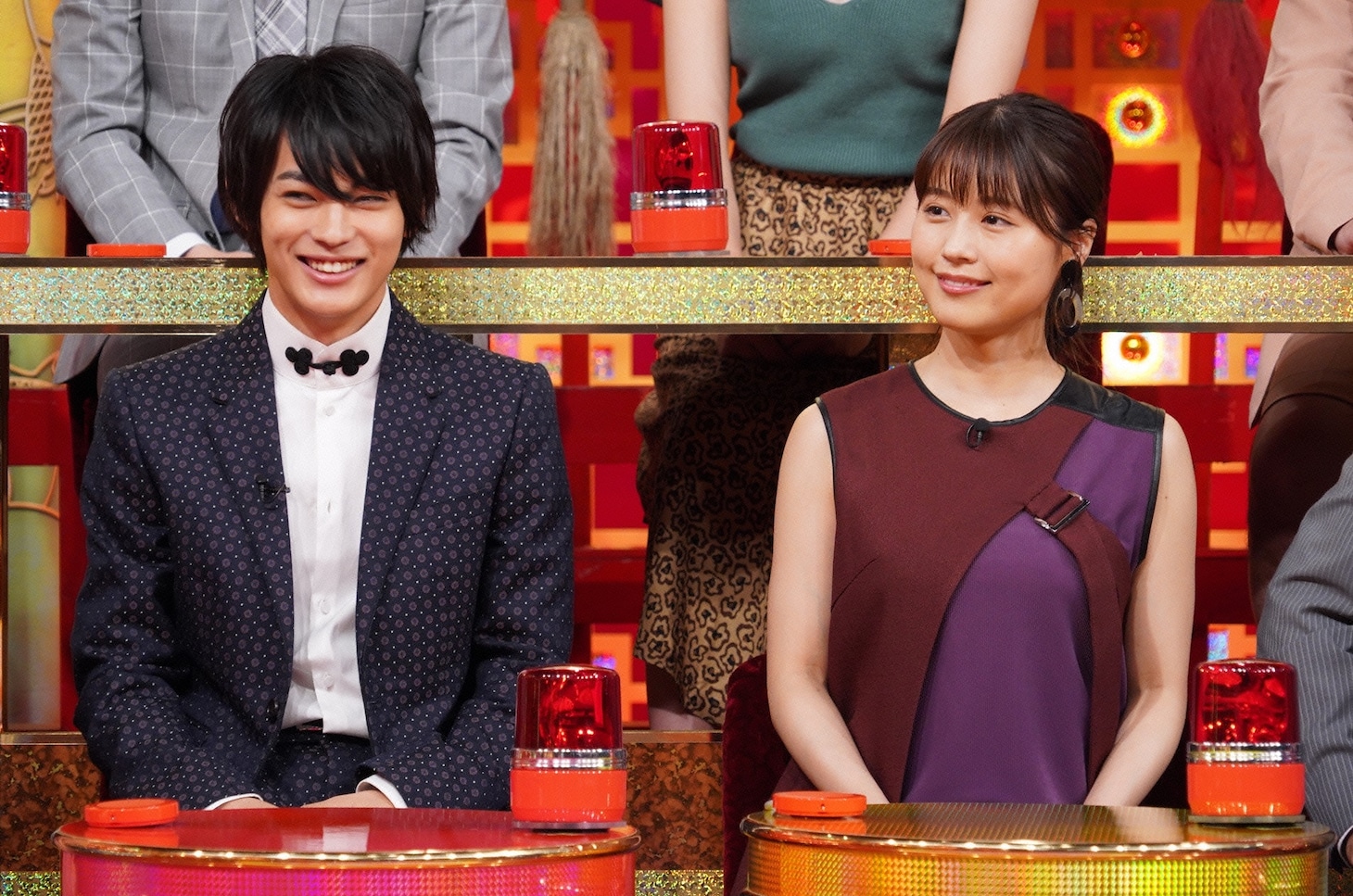 左から神尾楓珠、有村架純。(c)日本テレビ